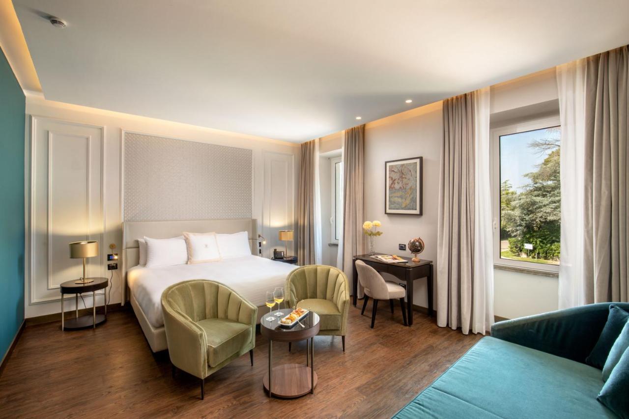 Luxury Junior Suite