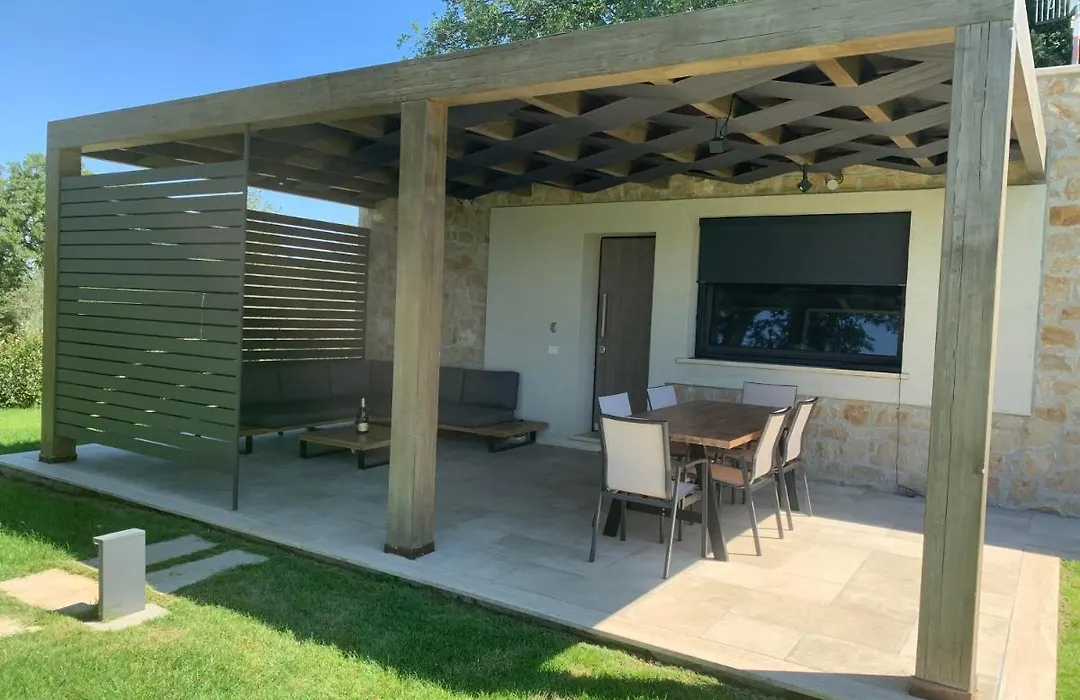 Le Querce Exclusive C House-1