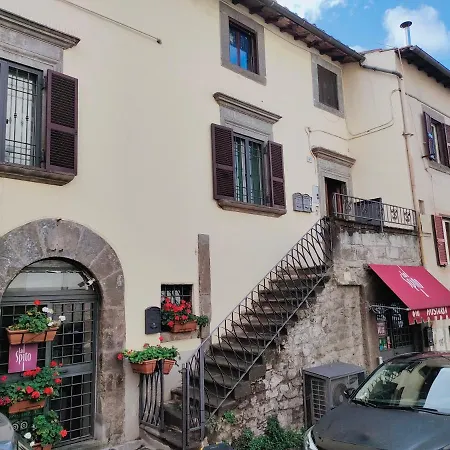 Francigena Viterbo Apartment con parcheggio gratuito a soli 2 minuti-3