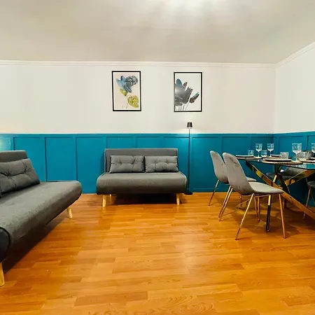 Garibaldi Accommodation-3