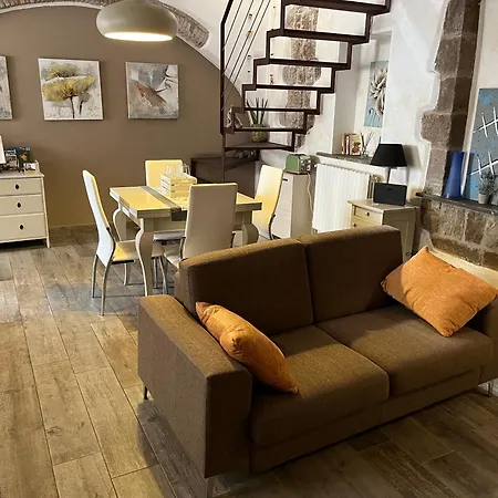 Domus Tuscia Apartments San Faustino Guesthouse-3