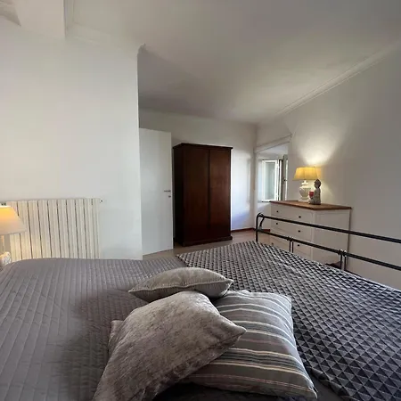 Lulu Bed & Dreams Apartment-3