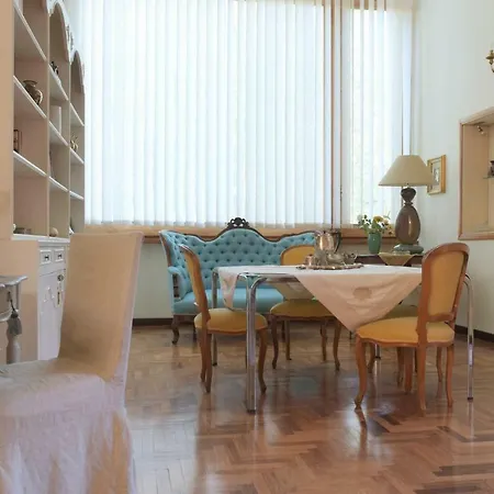 Villa dei Gelsomini, Residenza nel verde-3
